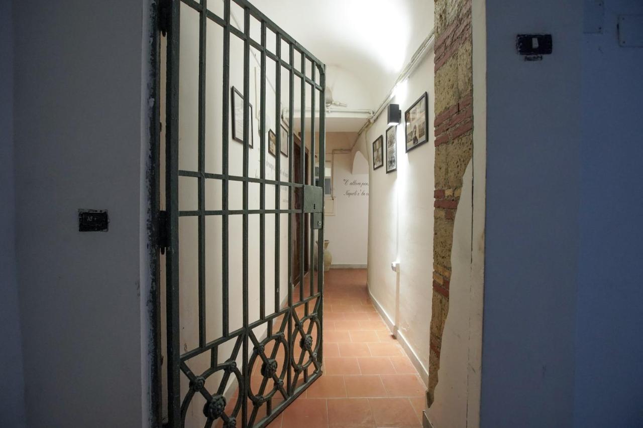Cartoline Di Napoli Hotel Luaran gambar