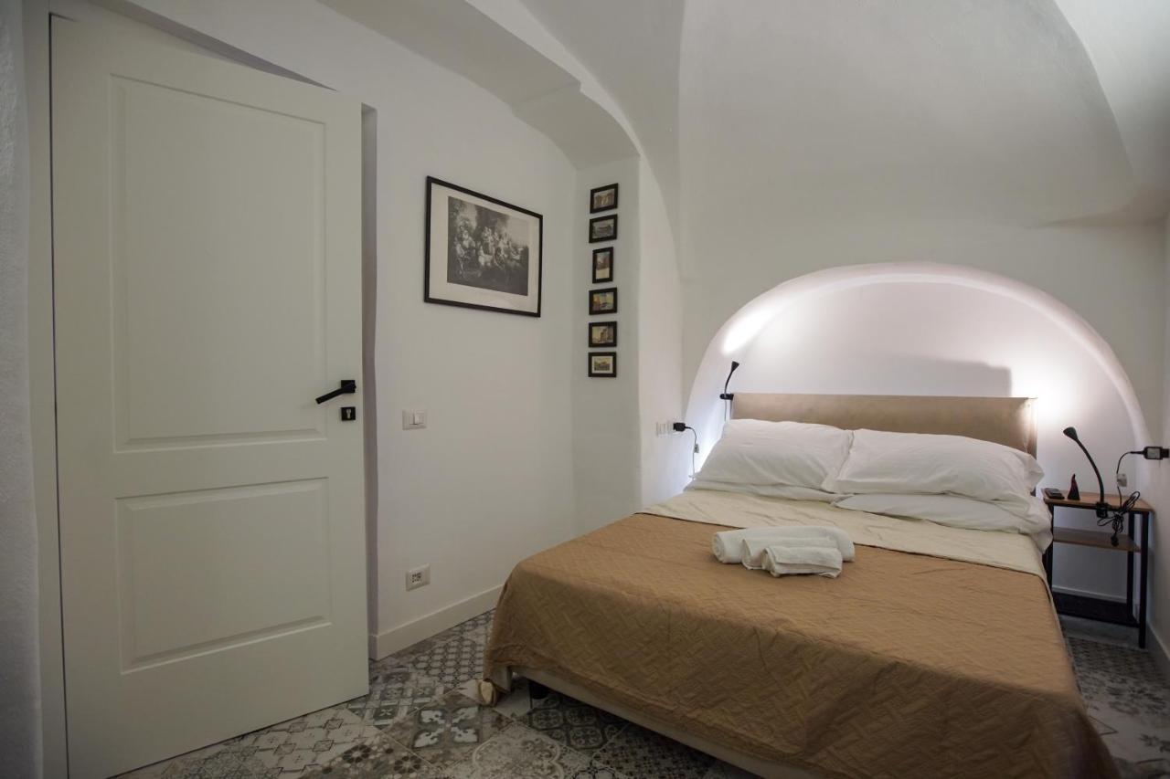 Cartoline Di Napoli Hotel Luaran gambar